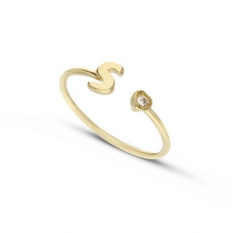 Anillo con carta S en oro amarillo 18k